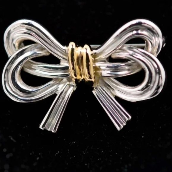 Tiffany & Co. Jewelry - Tiffany & Co Gorgeous Silver 18K Gold Ribbon Bow Brooch Pin